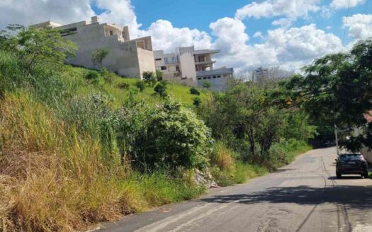 Lote no bairro Santo Agostinho 12×40 – Governador Valadares