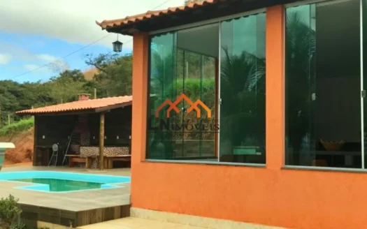 Sítio em Governador Valadares com poço, piscina e mais