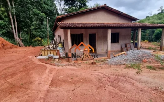 Sítio em Governador Valadares com 6 alqueires