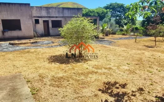 Chácara à Venda no Cherokee com 3 Quartos e 2.000m²