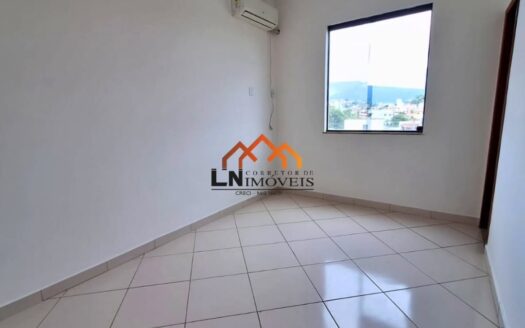 Casa à venda na Morada Vale com suíte e garagem