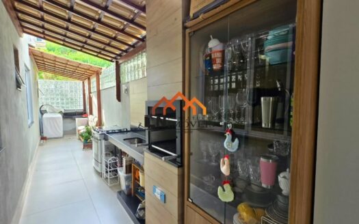 Casa com móveis planejados no bairro Lagoa Santa