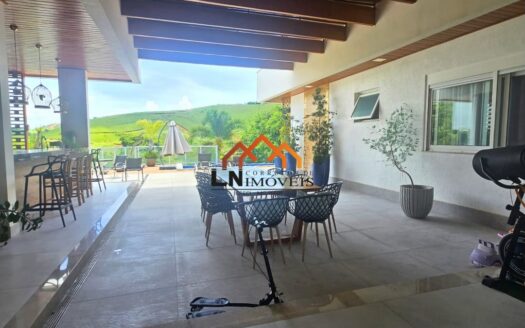 Casa no condomínio Retiro dos Lagos em Governador Valadares