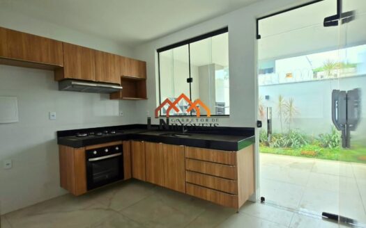 Casa no bairro Lagoa Santa com 3 suítes e cozinha planejada