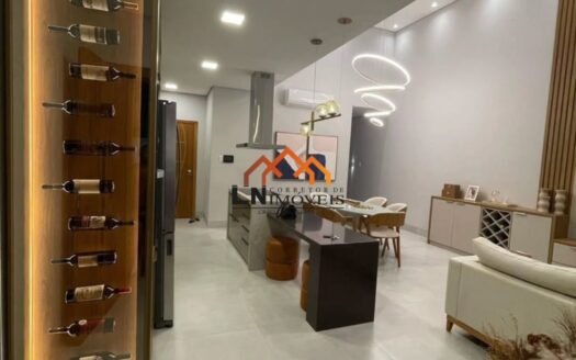 Casa com 3 quartos e garagem para 3 carros bairro Esperança