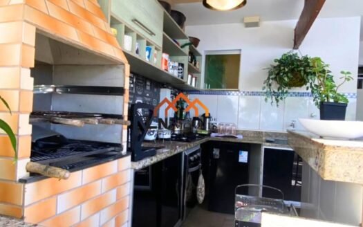 Casa duplex com 4 quartos e 3 vagas no bairro Ilha dos Araújos